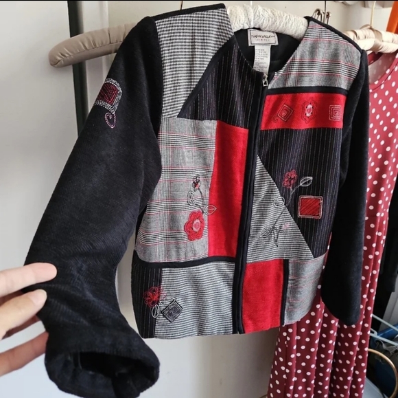 Vtg Napa Valley Black Red Embroidered Flower Patchwork Jacket Size PM. - Picture 2 of 5